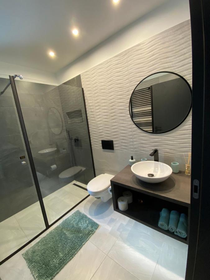 Luxury Apartments Кестели Екстериор снимка