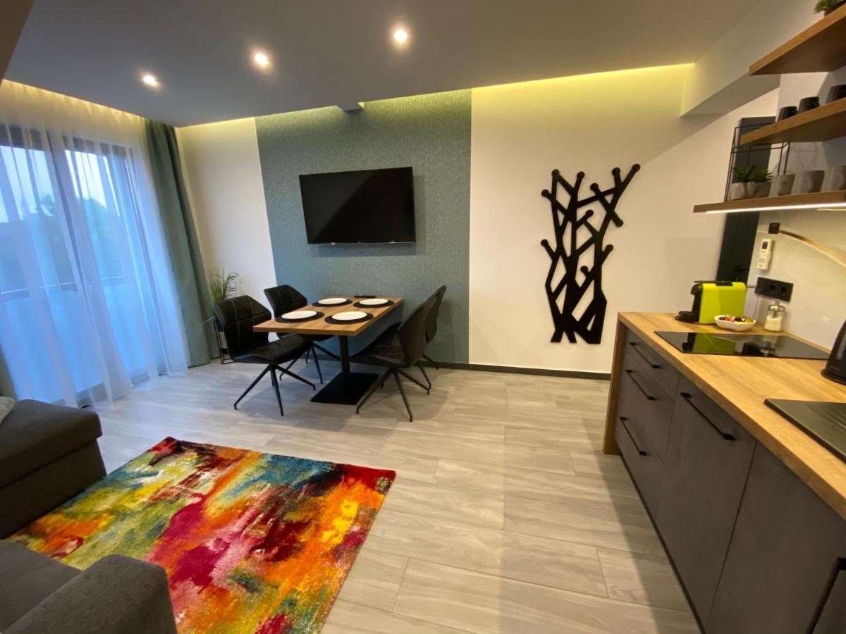 Luxury Apartments Кестели Екстериор снимка