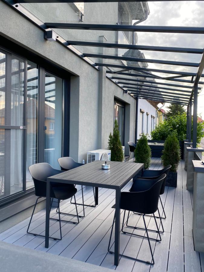 Luxury Apartments Кестели Екстериор снимка