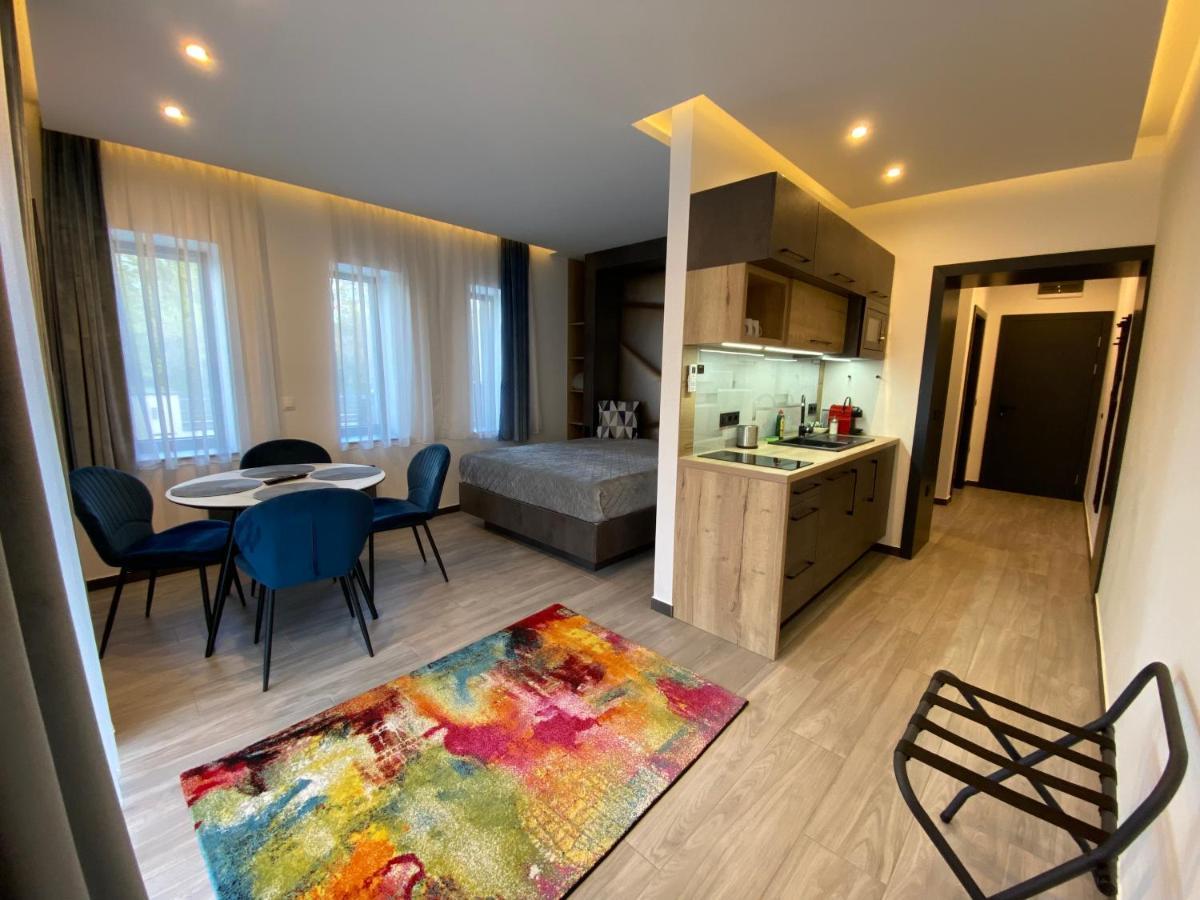 Luxury Apartments Кестели Екстериор снимка
