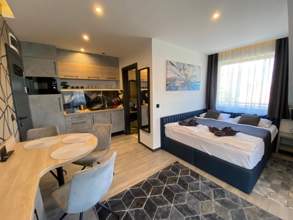 Luxury Apartments Кестели Екстериор снимка