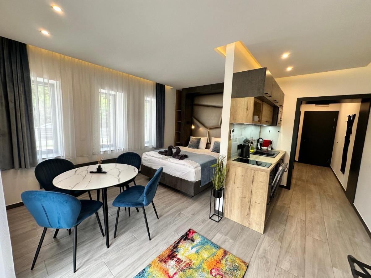 Luxury Apartments Кестели Екстериор снимка
